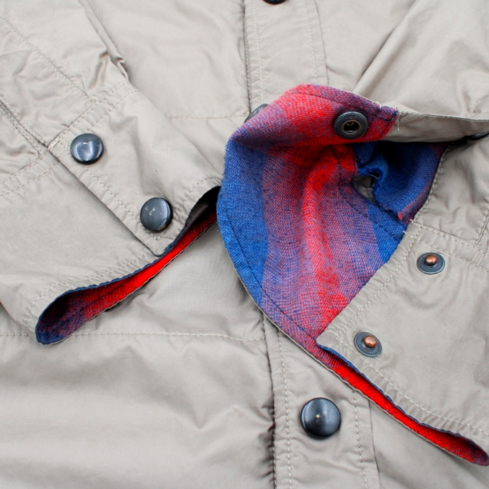 Men’s North Face Reversible Jacket – Size M – Tan/Red Plaid - Picture 6 of 11